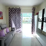 In Beachfront Complex In El Duque Area, Apartmán