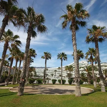 In Beachfront Complex In El Duque Area, * Адехе